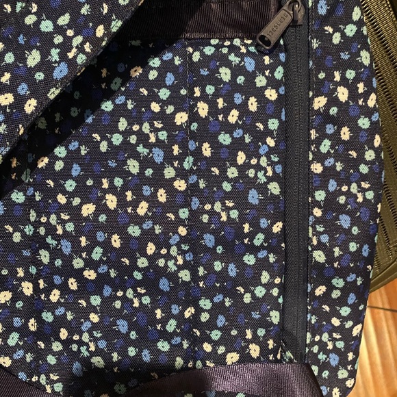 Herschel Mini Backpack - Picture 4 of 5